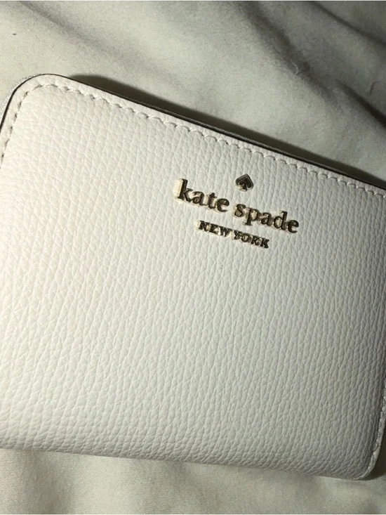 Kate Spade White Pebbled Leather Zip Wallet - Picture 3 of 9